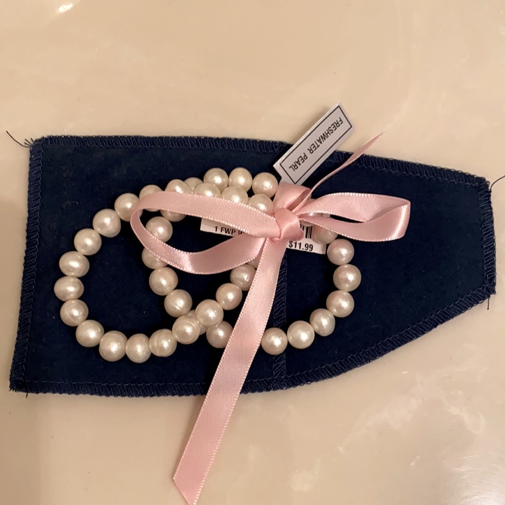 Fresh water white Perl bracelet